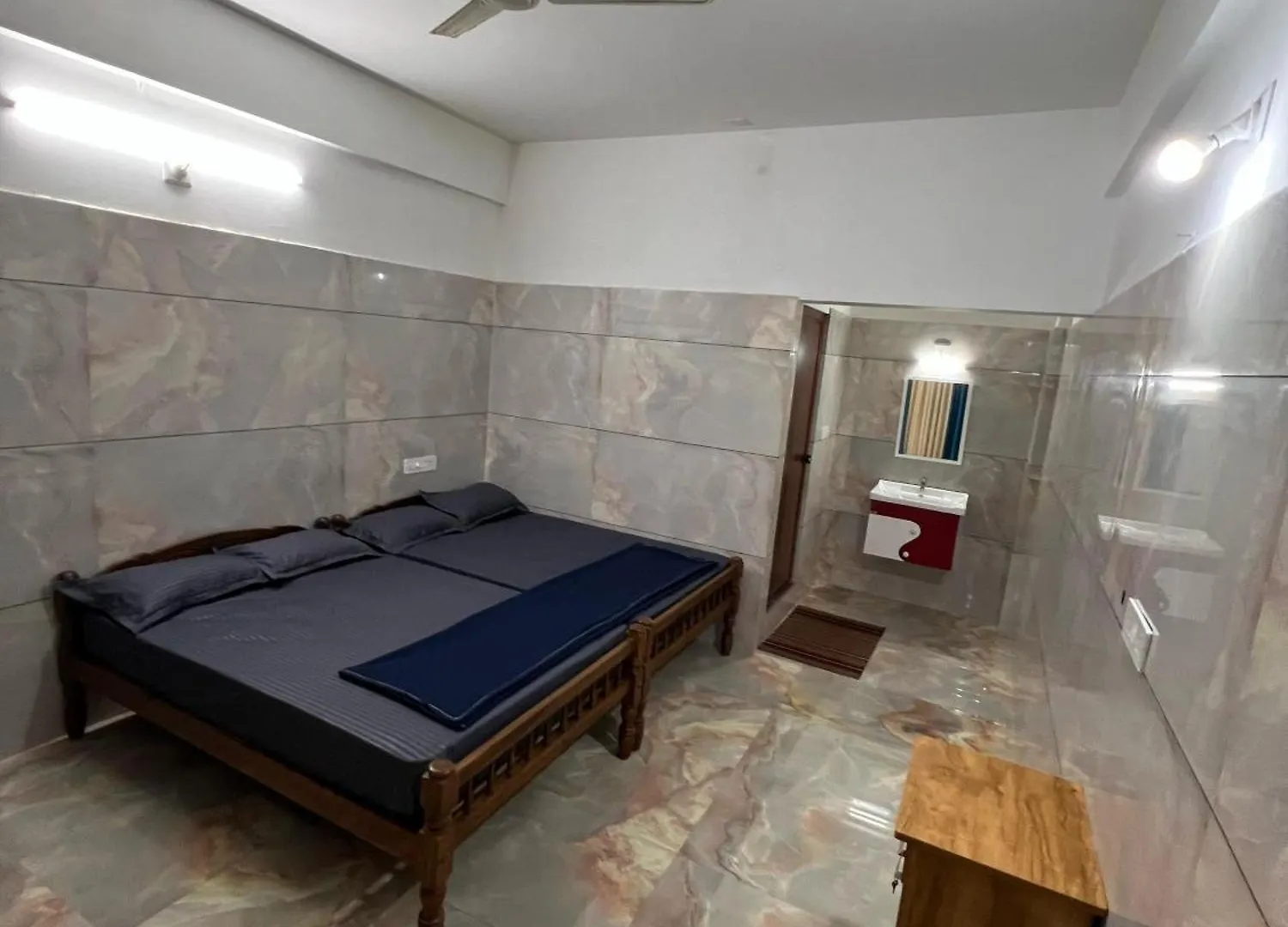 Hotel Redstar Vaga Vagamon